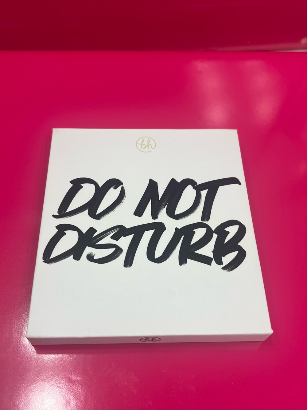 BH Cosmetics DO NOT DISTURB - 9 COLOR SHADOW